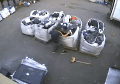 storage-yard-breakin