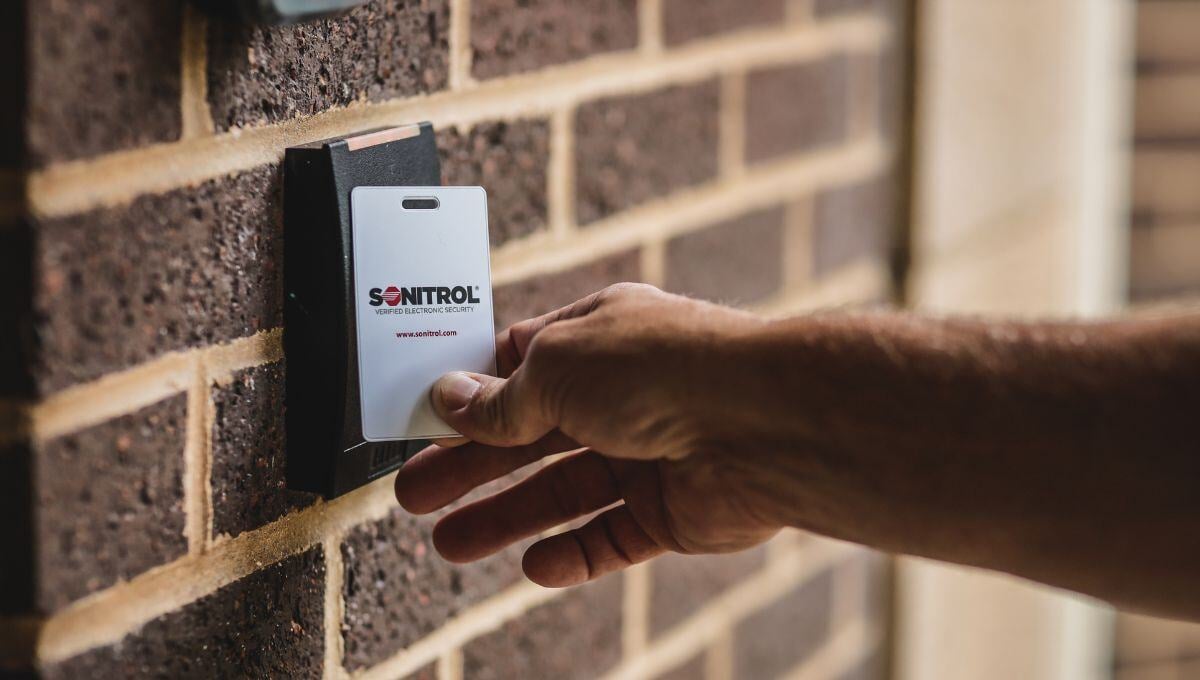 5 Key Benefits of Implementing Building Access Control Systems  - blog banner