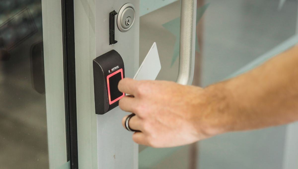 A Guide to the Different Types of Security Systems for Business - blog banner
