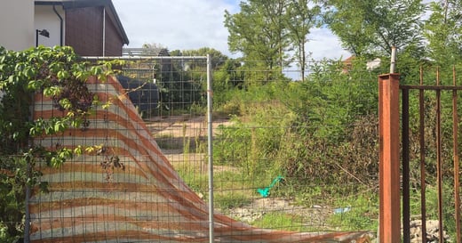Cut the Fence, Drilled the Lock, Walked Away: A Daylight Break-In in Central Saanich
